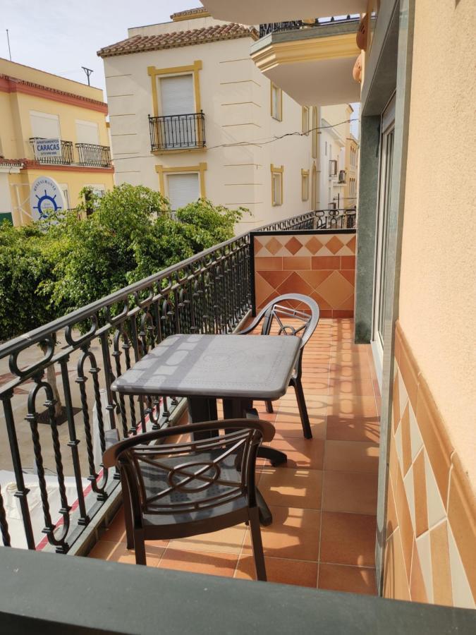 Apartamentos Leonor Carihuela Torremolinos Kültér fotó